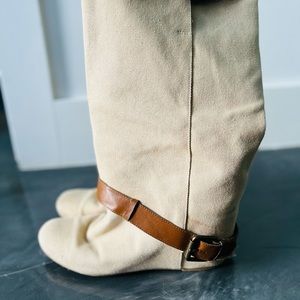 Rare looking Boots  with a mini inside wedge to be taller.